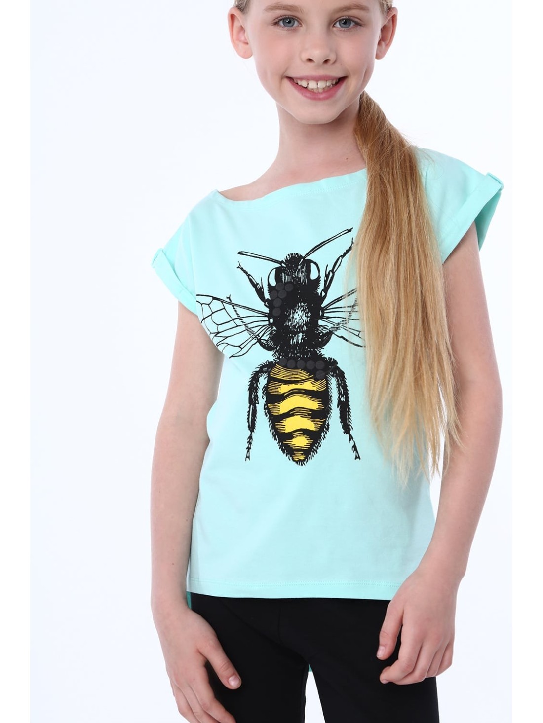 Girls\' T-shirt with a bee, mint NDZ8211 - Online store - Boutique